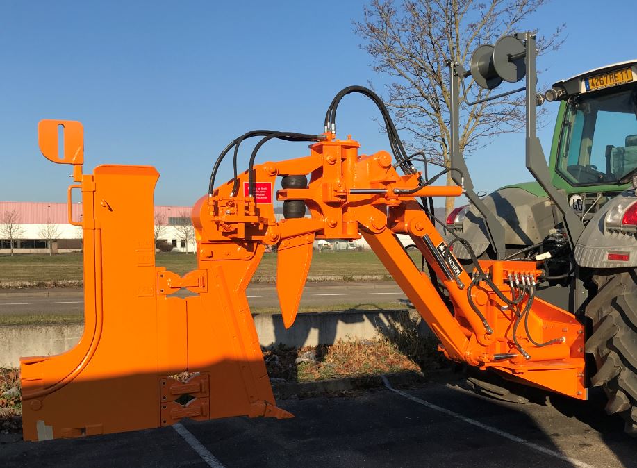 KV3 Lancier monté sur tracteur — détail
